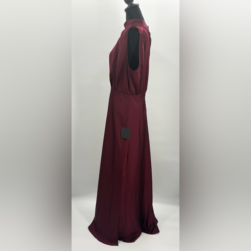 Lulus Classic Elegance Wine Satin Mock neck keyhole back Maxi Dress size XL NWT - Picture 6 of 13